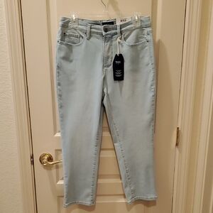 Charter Club Bristol Capri